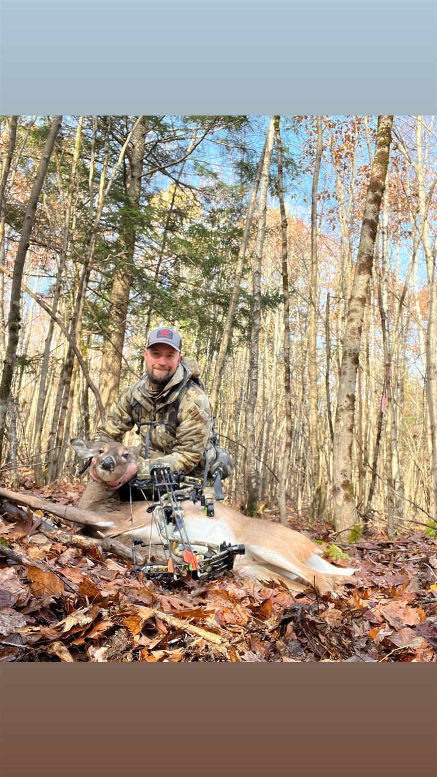 Doe taken with GrizzlyStik, bowhunting success story